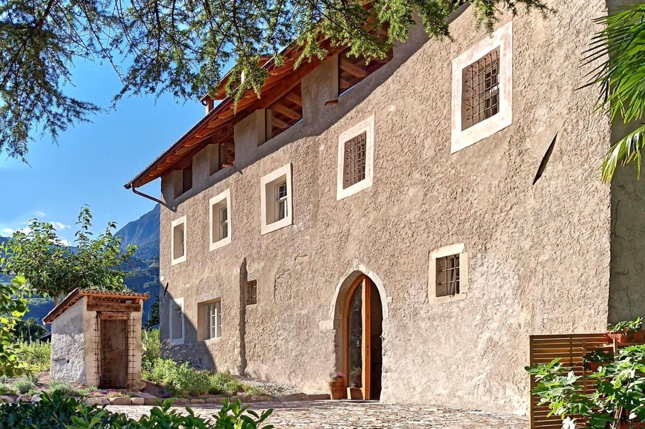 St. Vigilius Modern Historic Apartments Nalles Extérieur photo