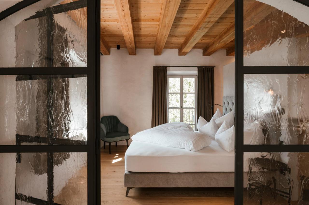 St. Vigilius Modern Historic Apartments Nalles Extérieur photo